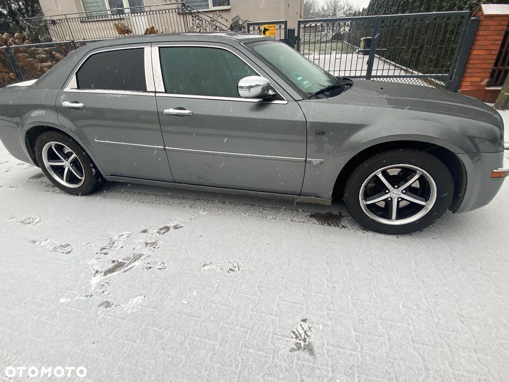 Chrysler 300C 3.0 V6 CRD - 14