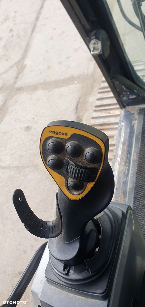 Caterpillar 330 F - 17