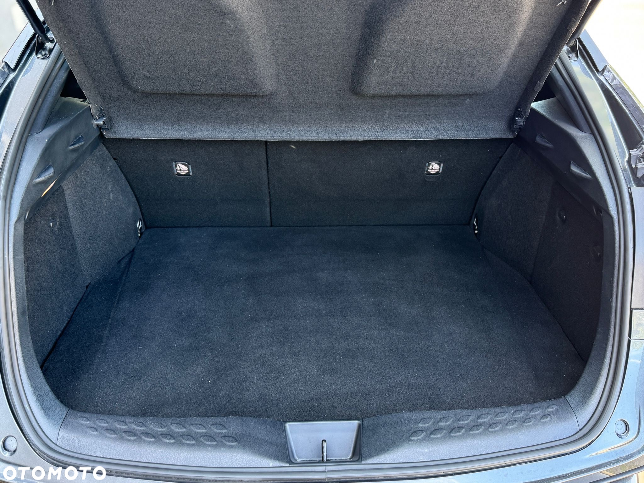Toyota C-HR 2.0 Hybrid Dynamic Force Executive - 26