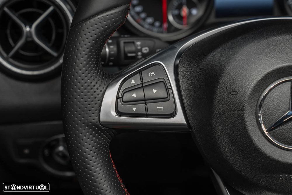 Mercedes-Benz CLA 200 d Shooting Brake AMG Line - 11