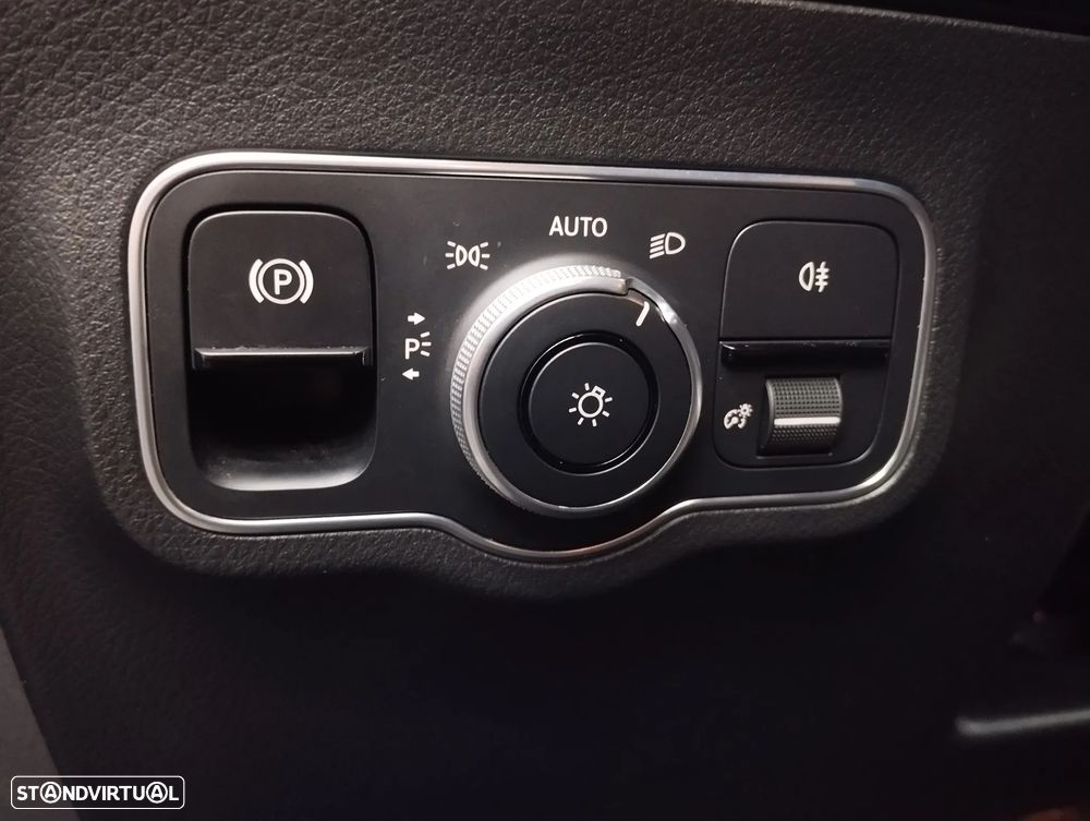 Mercedes-Benz B 180 d Progressive Aut. - 19