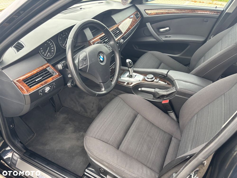 BMW Seria 5 530i - 9