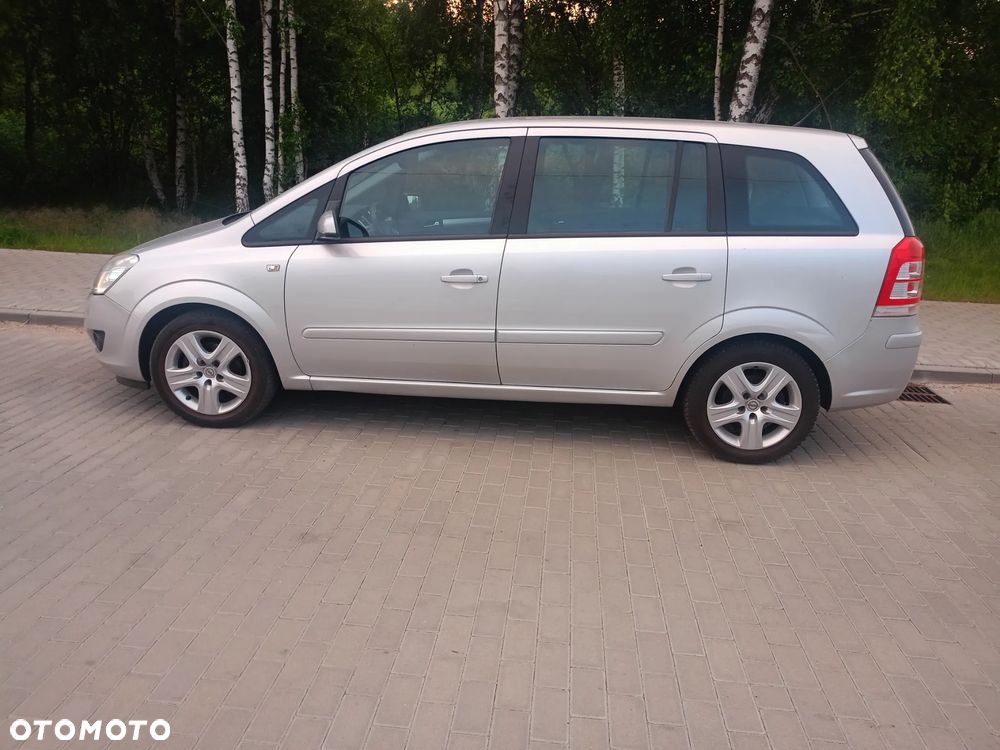 Opel Zafira 1.8 Design Edition - 3