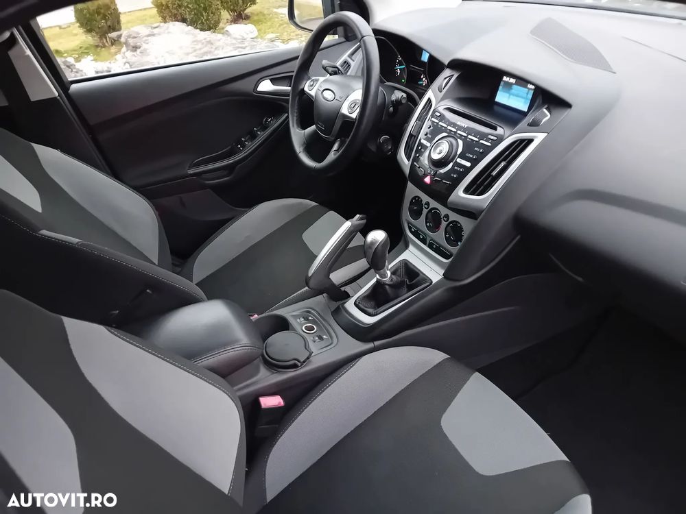 Ford Focus 1.6 EcoBoost Start Stop Titanium - 6