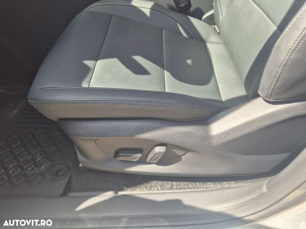 MG ZS HEV 1.5 GSI AT Exclusive - 36