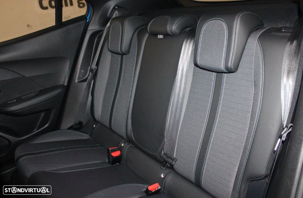 Peugeot e-2008 50 kWh Allure Pack - 5