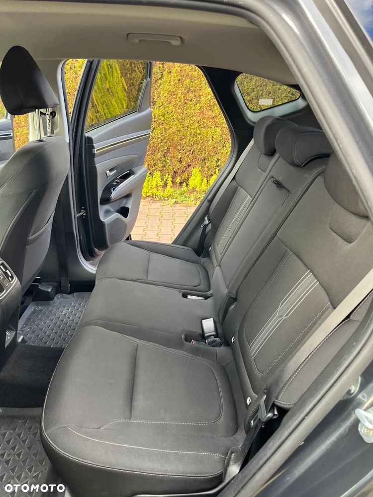 Hyundai Tucson - 11