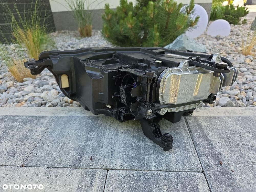 VW T ROC 2GA LIFT Lampa prawa przód Full Led Matrix IQ Light 2GA941036AF - 9