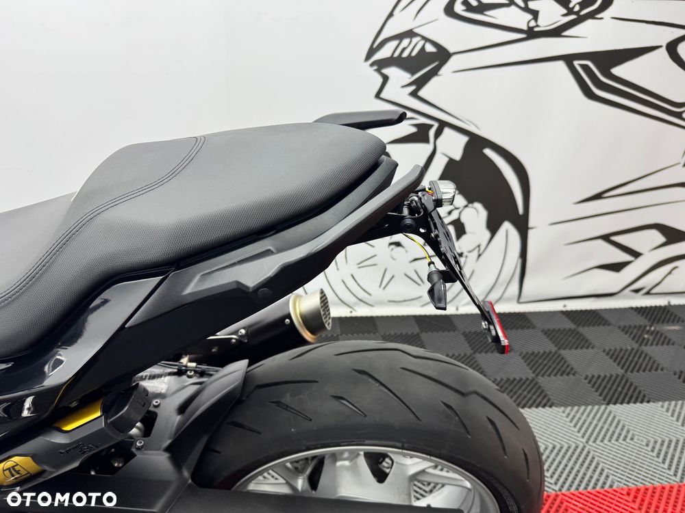 BMW R - 15