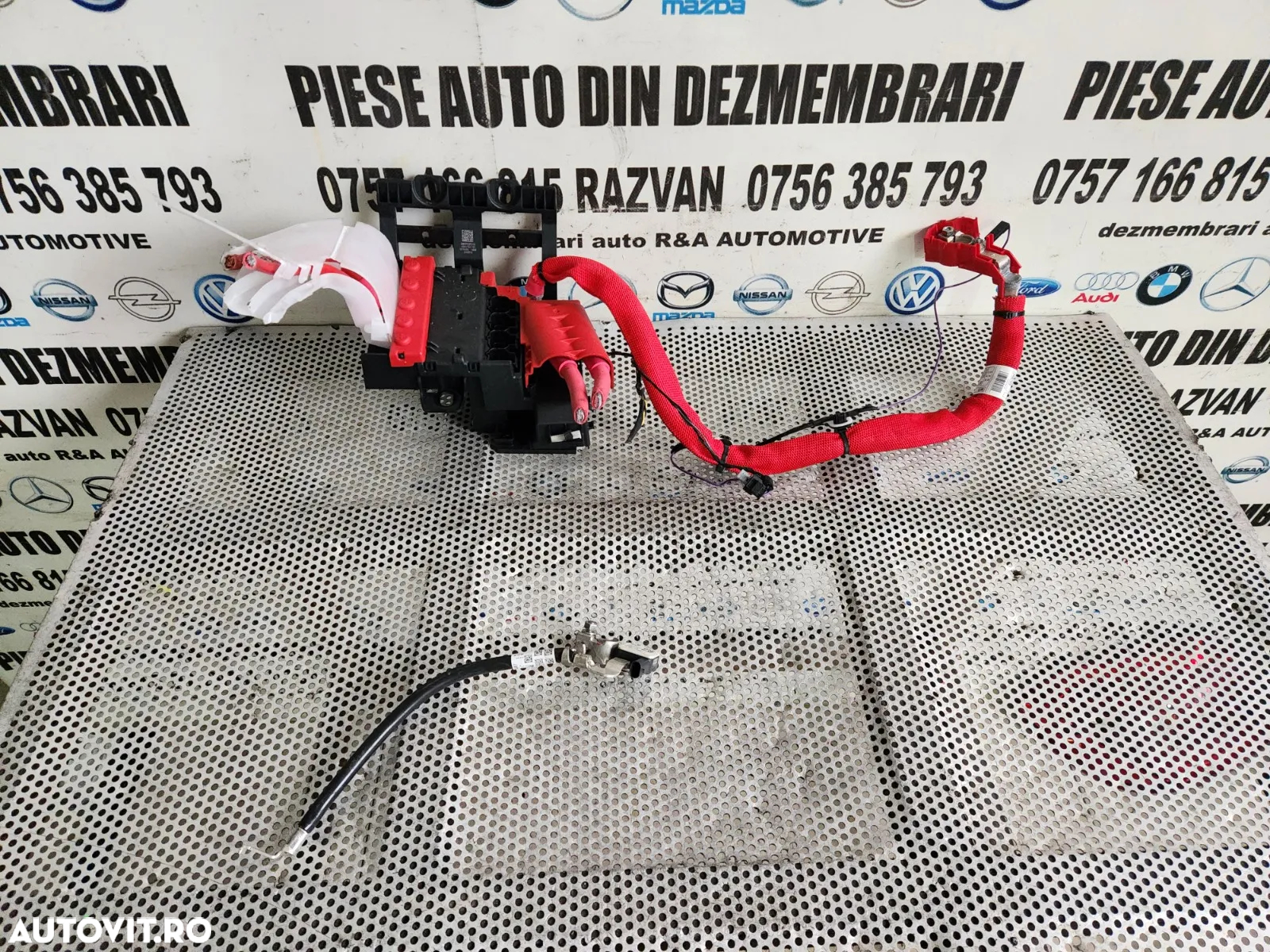 Borna Baterie Plus Minus Capsa Pirotehnica IBS Bmw X3 X4 G01 G02 Cod    Dezmembrez Bmw X3 G01 - Dez - 2
