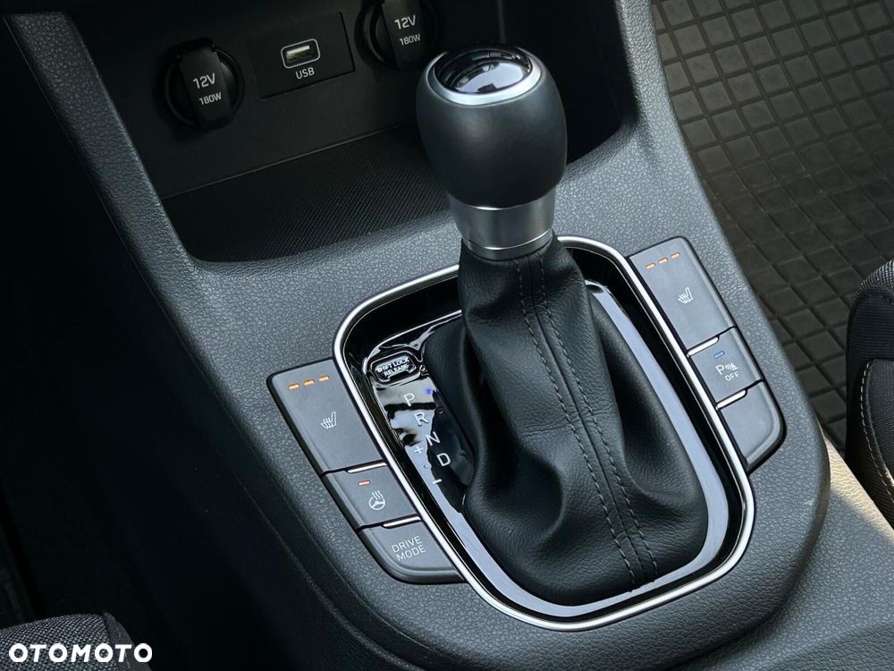 Hyundai i30 1.0 T-GDI Smart DCT - 24