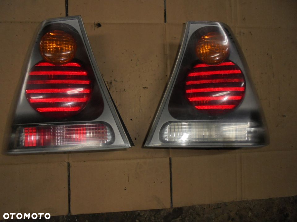 LAMPA LEWA PRAWA TYL BEW E46 COMPACT - 3