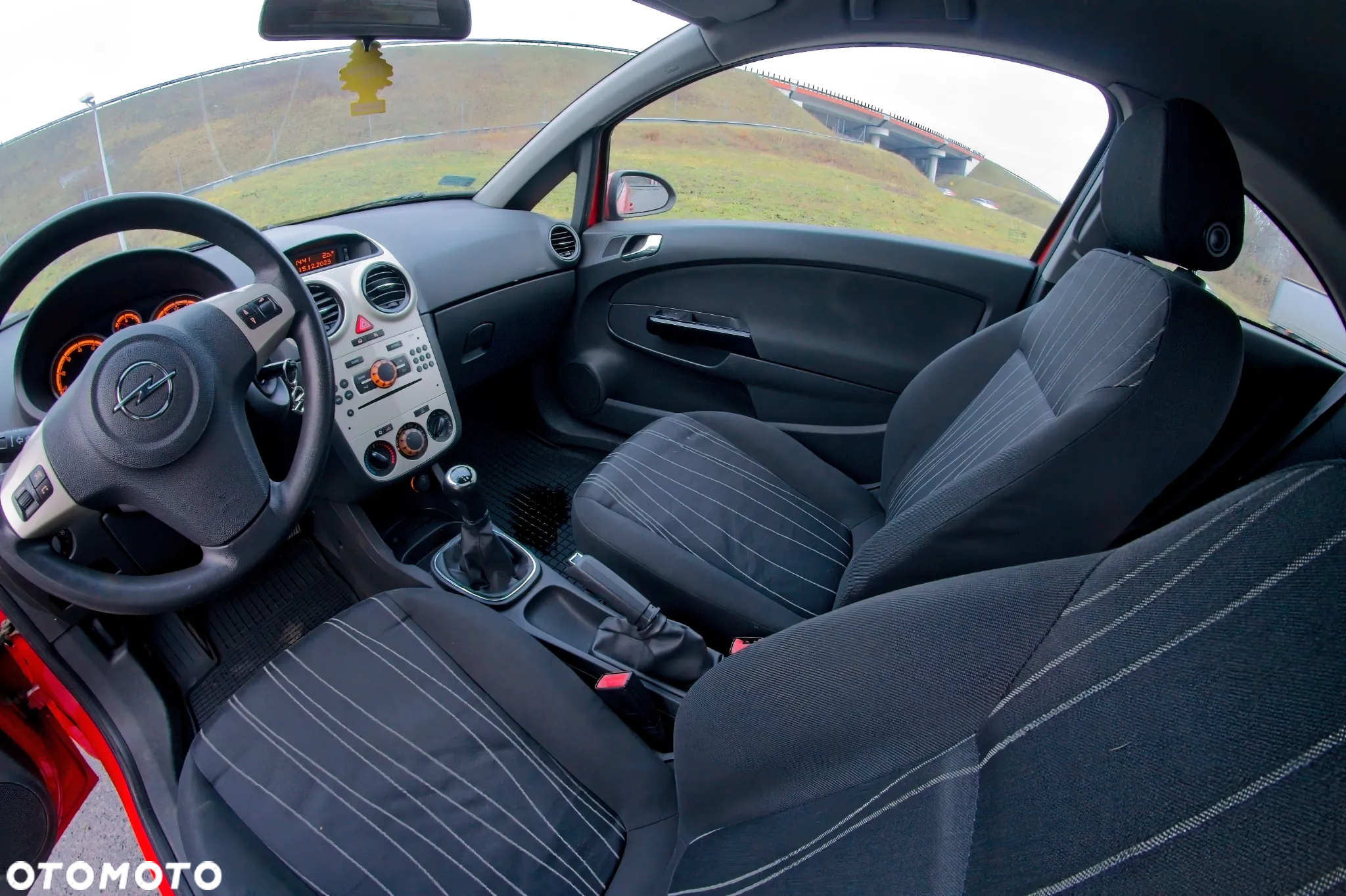 Opel Corsa 1.2 16V Enjoy - 21
