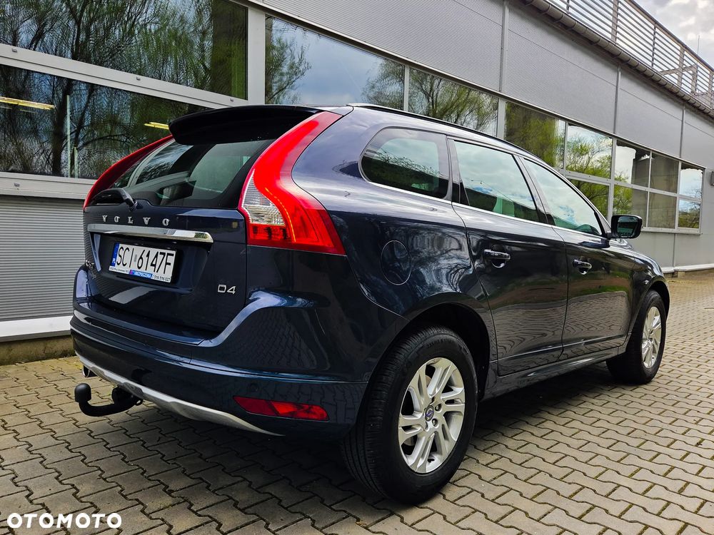 Volvo XC 60 D4 Momentum - 3