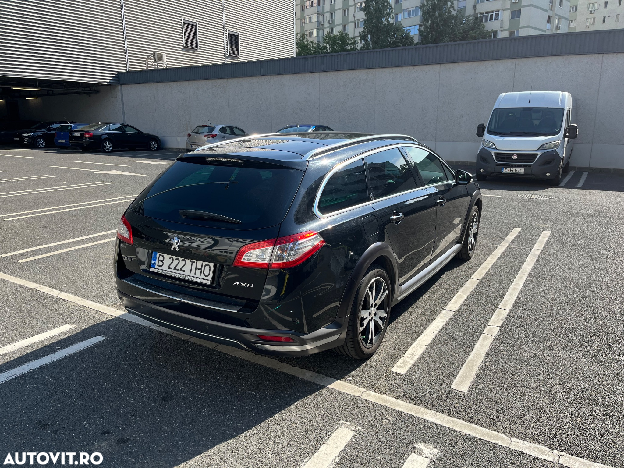 Peugeot 508 RXH Hybrid4 - 3