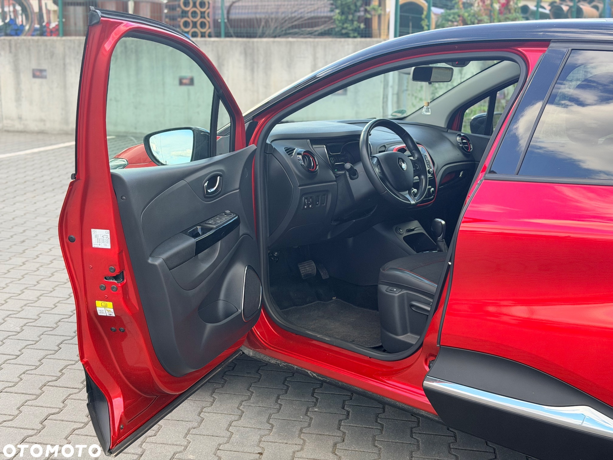 Renault Captur 1.2 TCe Helly Hansen EDC - 10