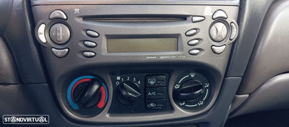 Nissan Almera 2.2 Di Luxury AC+ABS - 8