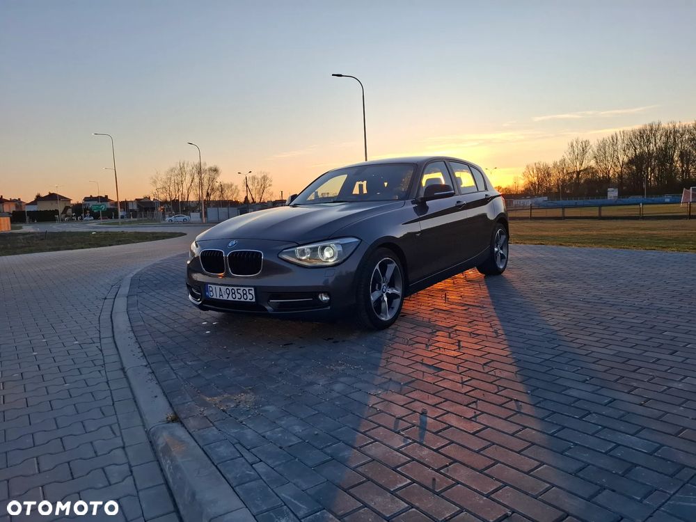 BMW Seria 1 116d Sport Line - 2