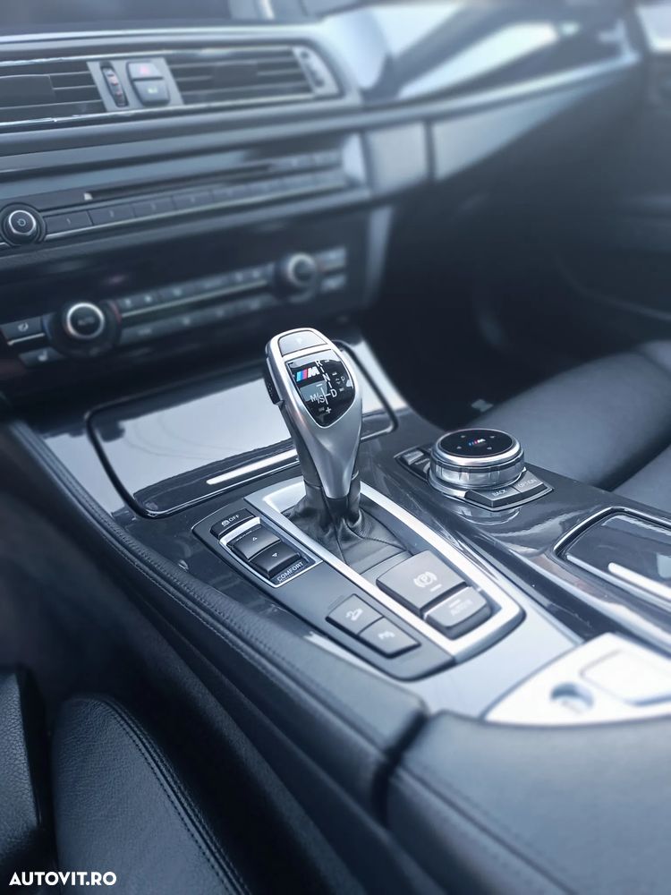 BMW Seria 5 530d xDrive - 19