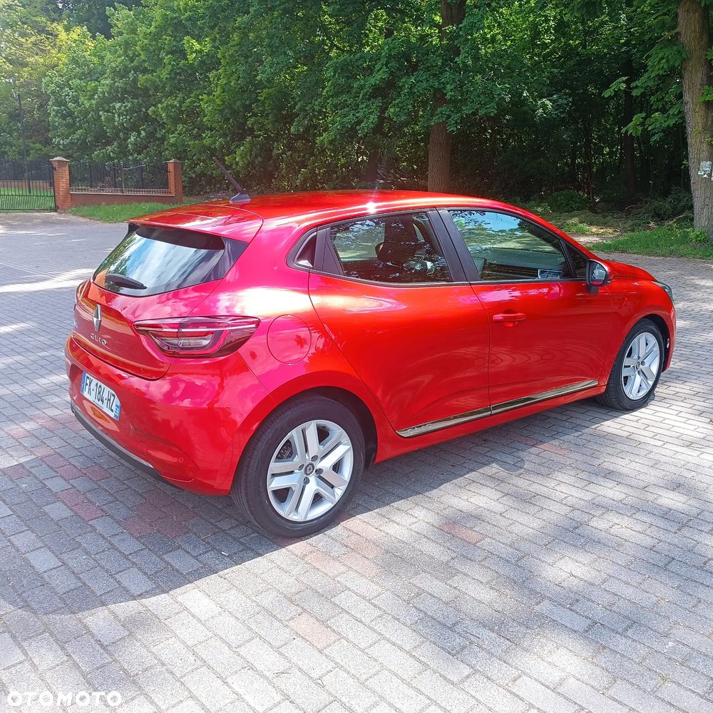 Renault Clio - 21
