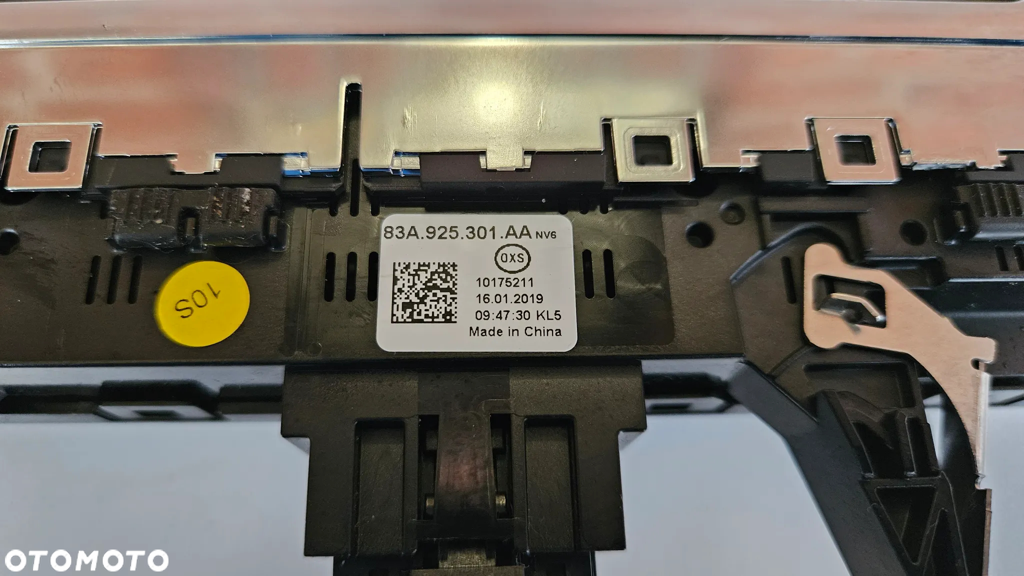 Audi SQ3 II 83A Q3 II 83A Panel konsoli środkowej Włączniki Przycisk świateł awaryjnych 83A925301AA - 4