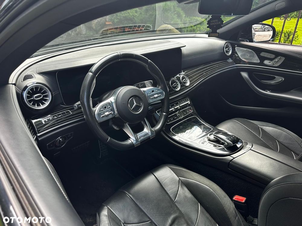 Mercedes-Benz CLS - 11