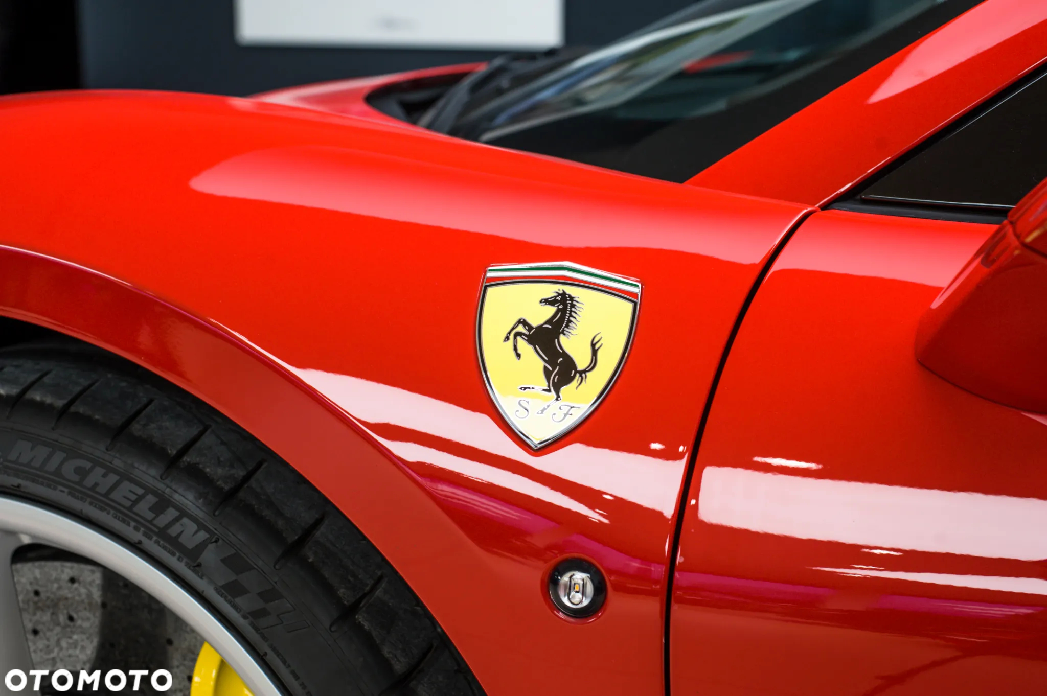 Ferrari F8 Spider - 5