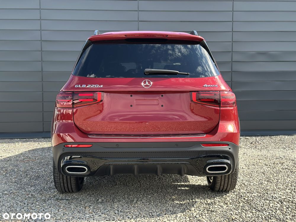 Mercedes-Benz GLB 220 d 4-Matic AMG Line 8G-DCT - 6