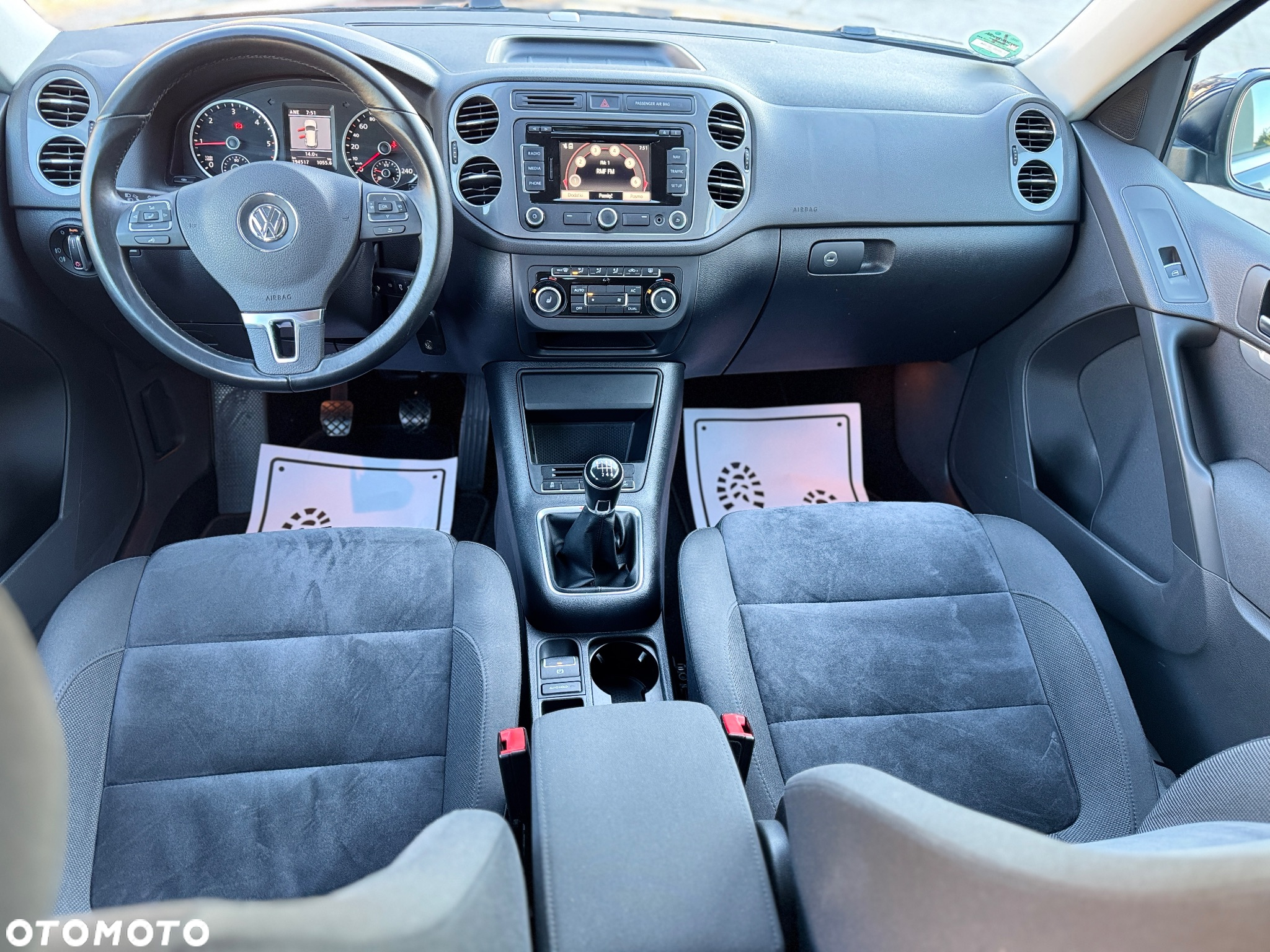 Volkswagen Tiguan - 12
