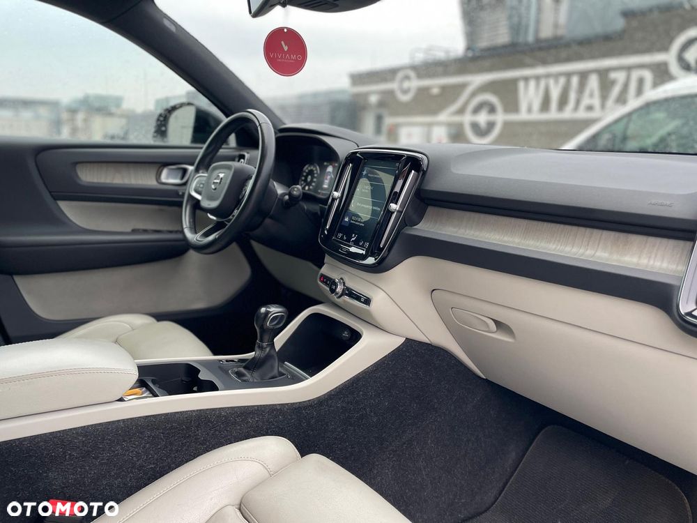 Volvo XC 40 T3 Inscription - 13