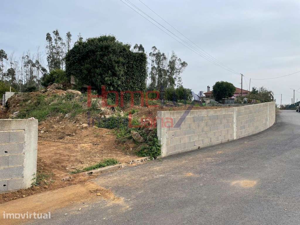 Terreno urbano com ruina em Macinhata da Seixa - Grande imagem: 3/22