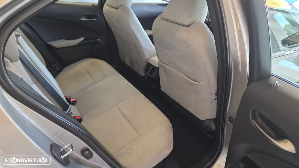 Lexus UX 250h Executive - 52