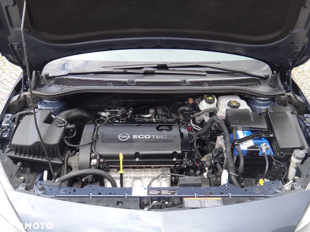 Opel Astra 1.6 Innovation - 31