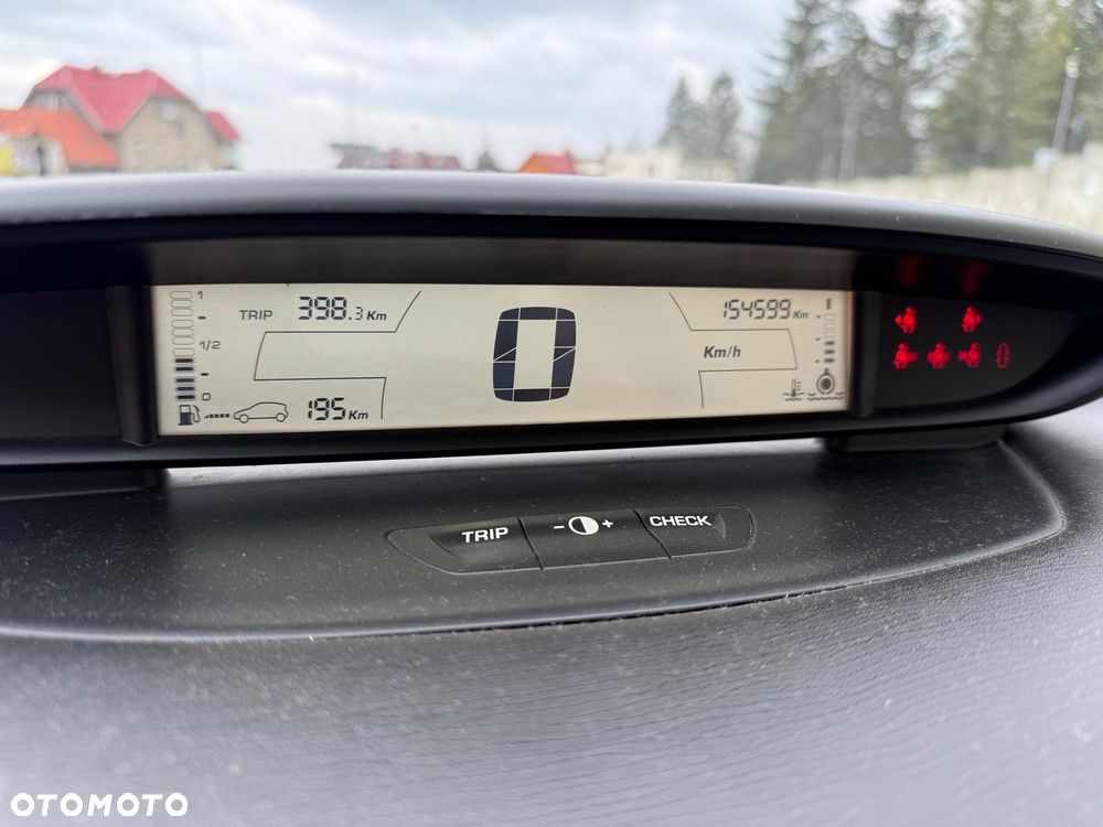 Citroën C4 1.6 16V VTR Pack - 11