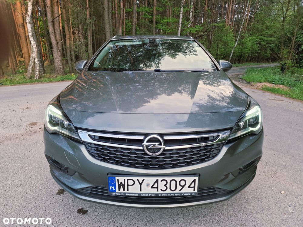 Opel Astra 1.6 CDTI Elite - 1