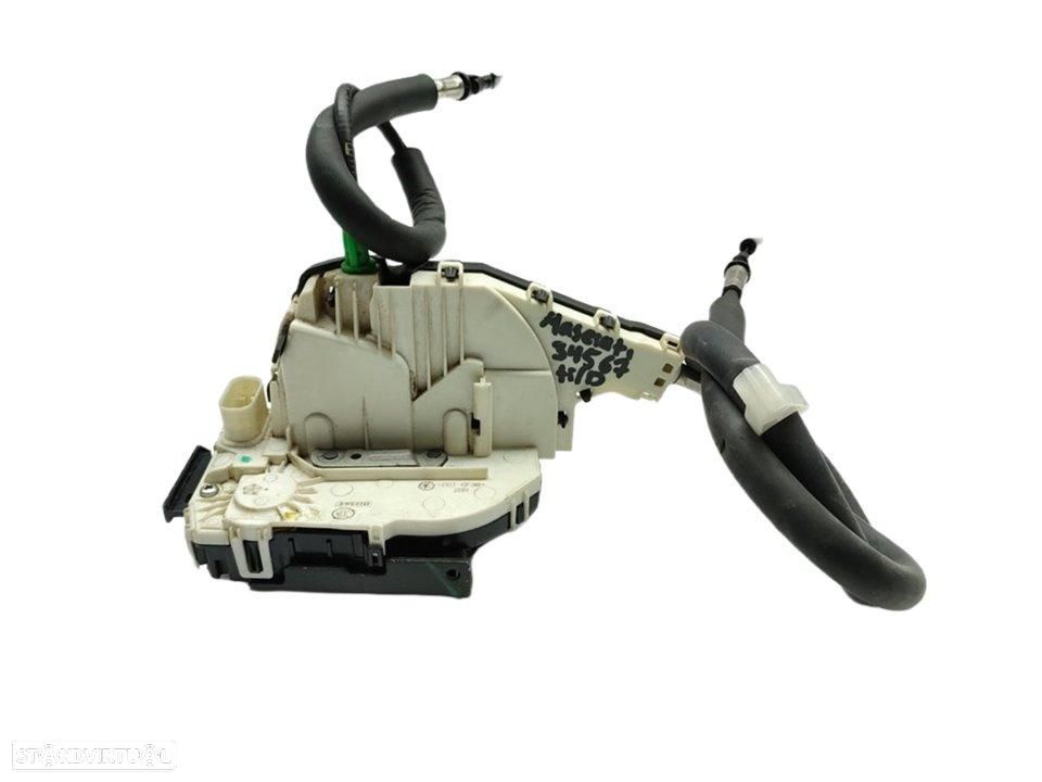 FECHADURA PORTA TRASEIRA DIREITA MASERATI LEVANTE M161 - 1