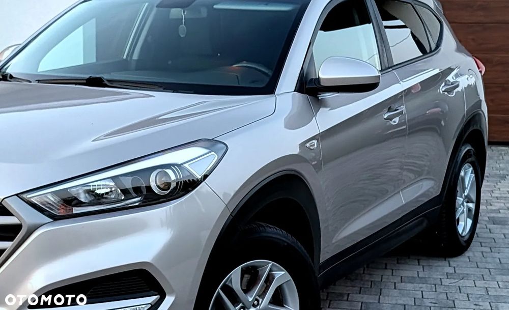 Hyundai Tucson 1.6 GDI BlueDrive Design 2WD - 21