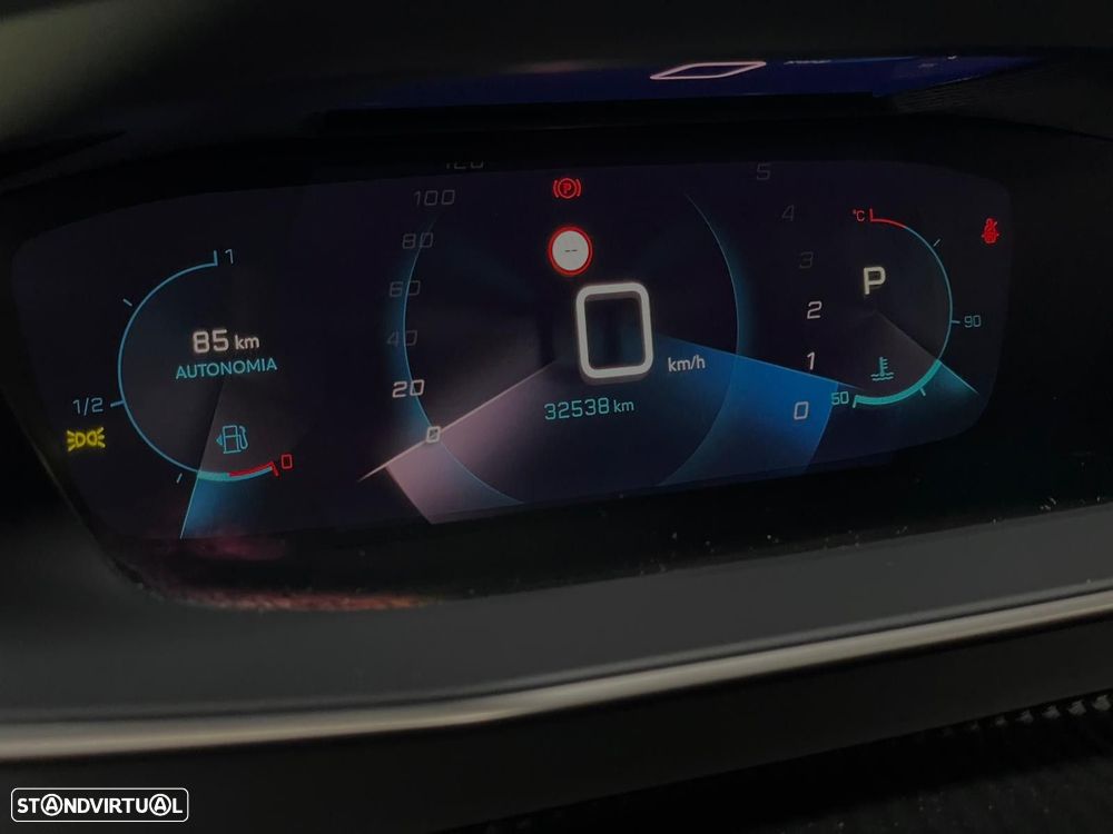 Peugeot 2008 1.2 PureTech GT Line EAT8 - 13