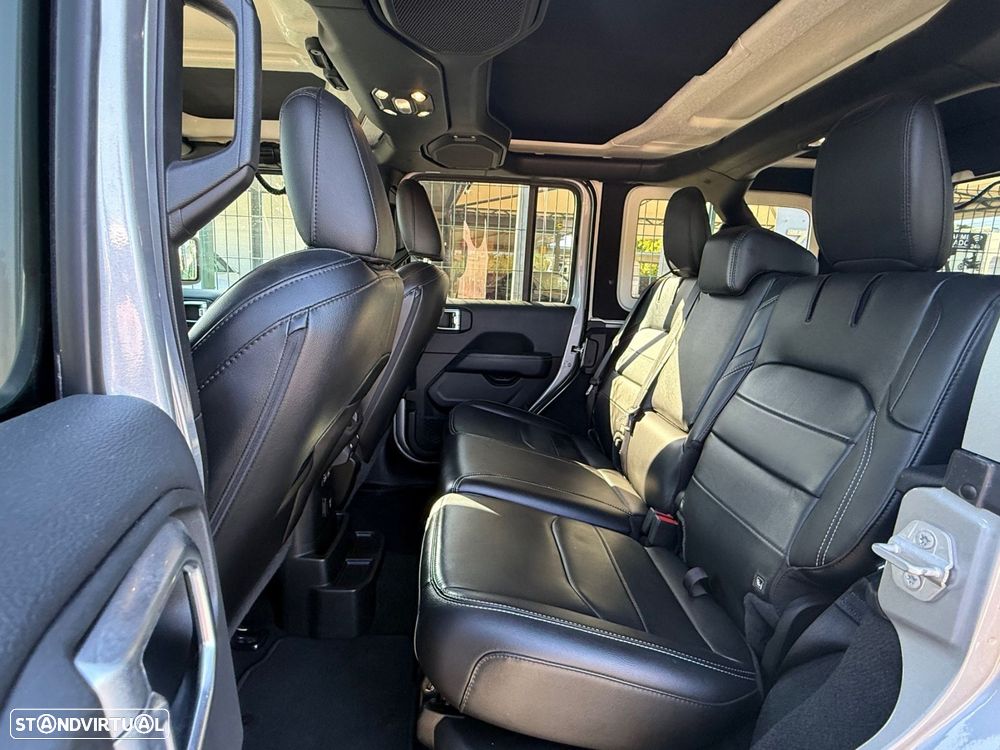 Jeep Wrangler Unlimited - 6