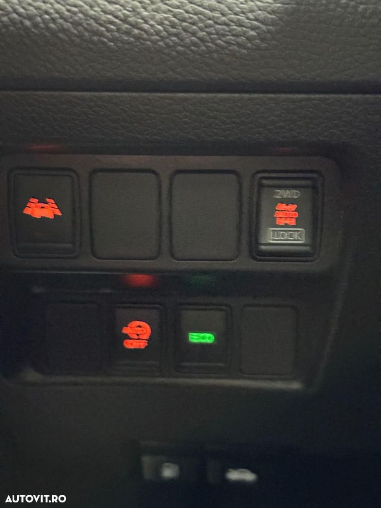 Nissan Qashqai 1.7 dCi Xtronic ALL-MODE 4x4i TEKNA - 14