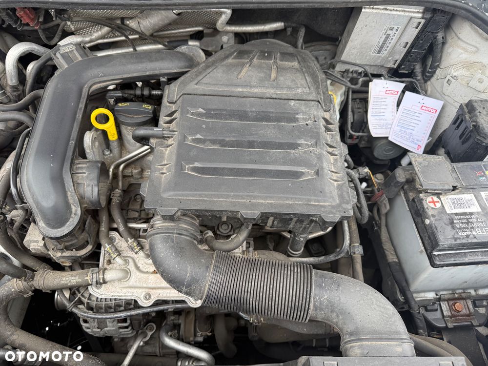 Skoda RAPID 1.0 TSI Ambition - 17