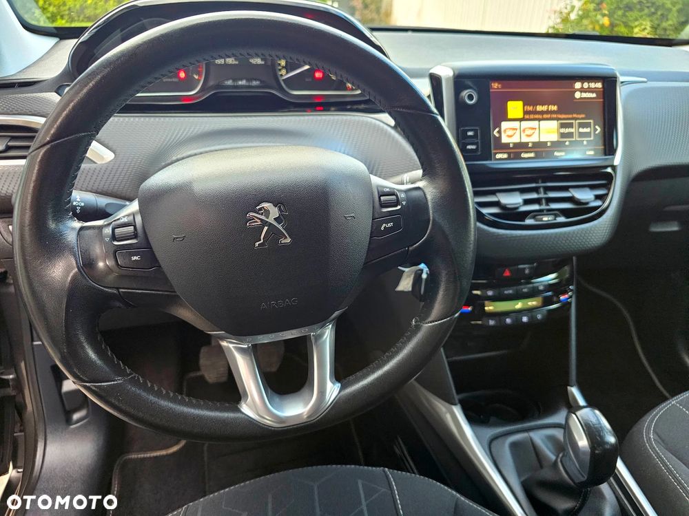 Peugeot 2008 PureTech 82 Style - 23