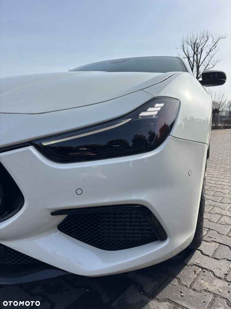 Maserati Ghibli - 10