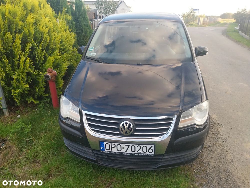 Volkswagen Touran - 2