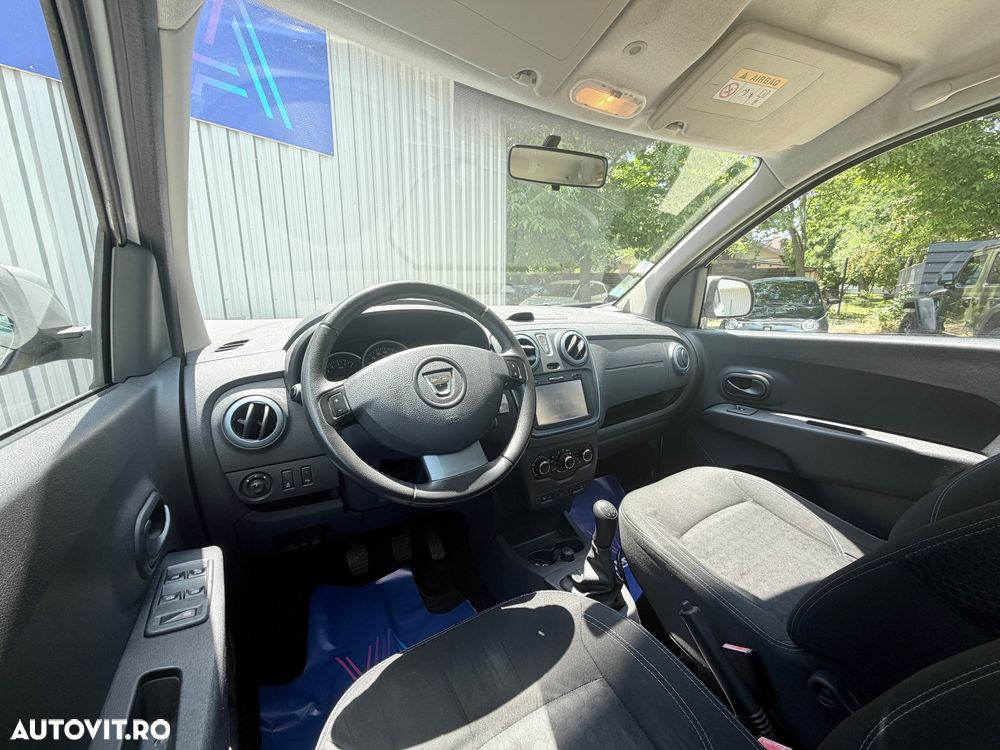 Dacia Lodgy TCe 115 Stepway - 8