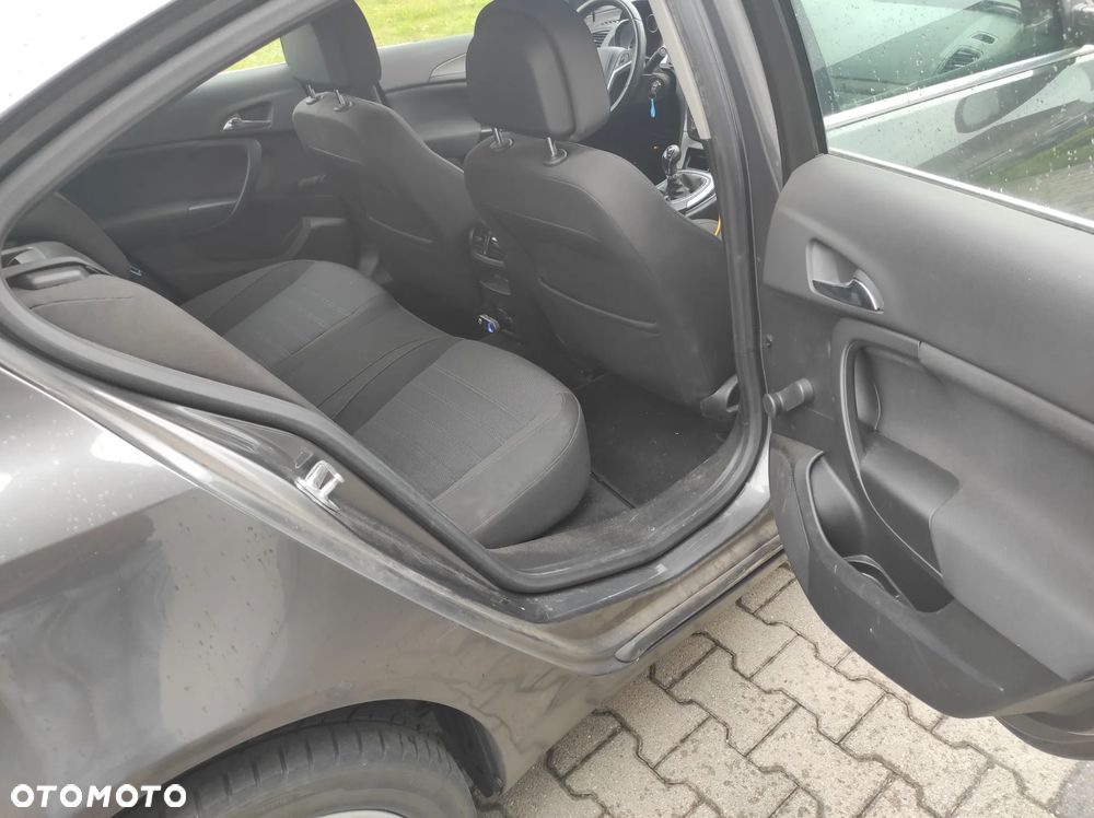 Opel Insignia 1.8 Cosmo - 13