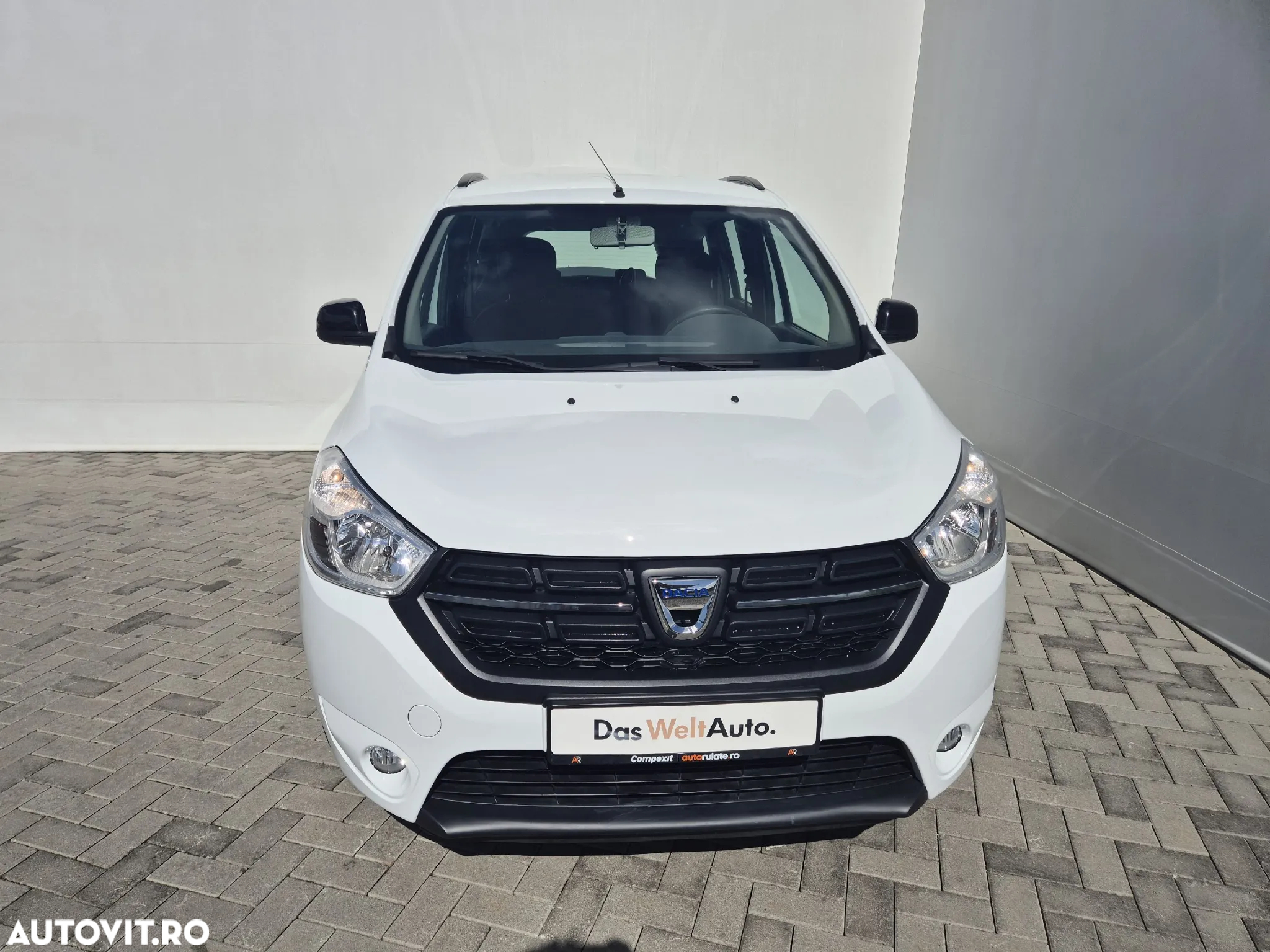 Dacia Lodgy 1.5 Blue dCi Laureate - 8