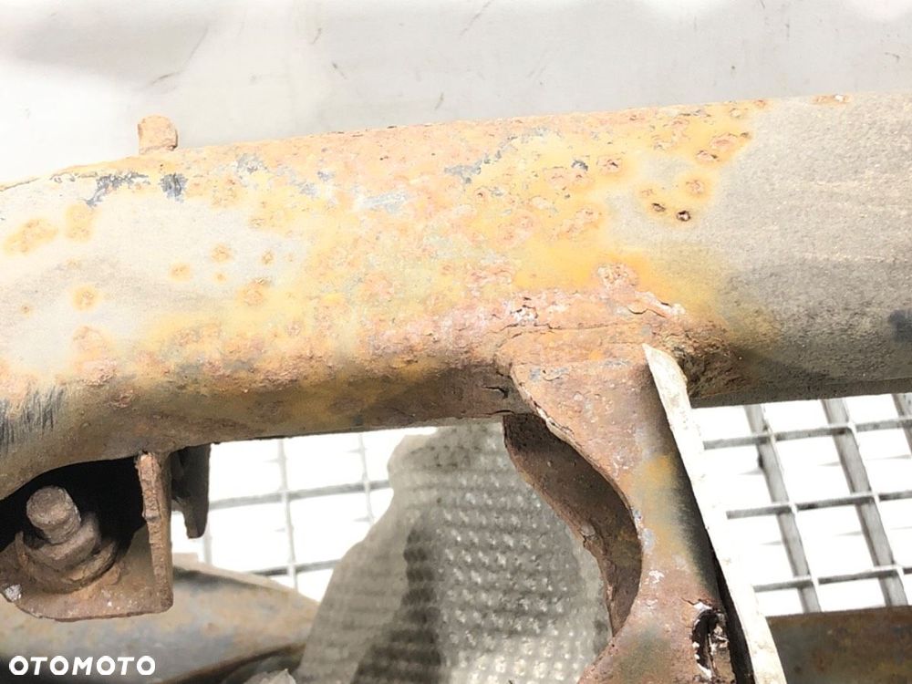 BELKA TYŁ  VOLVO C30 (533) 2006 - 2013 1.6 D2 84 kW [115 KM] olej napędowy 2010 - 2012 - 2