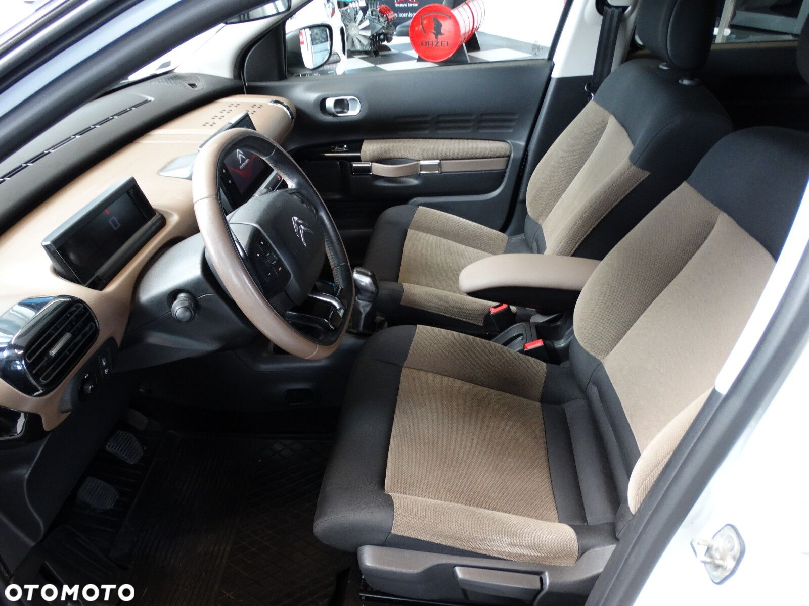 Citroën C4 Cactus - 11