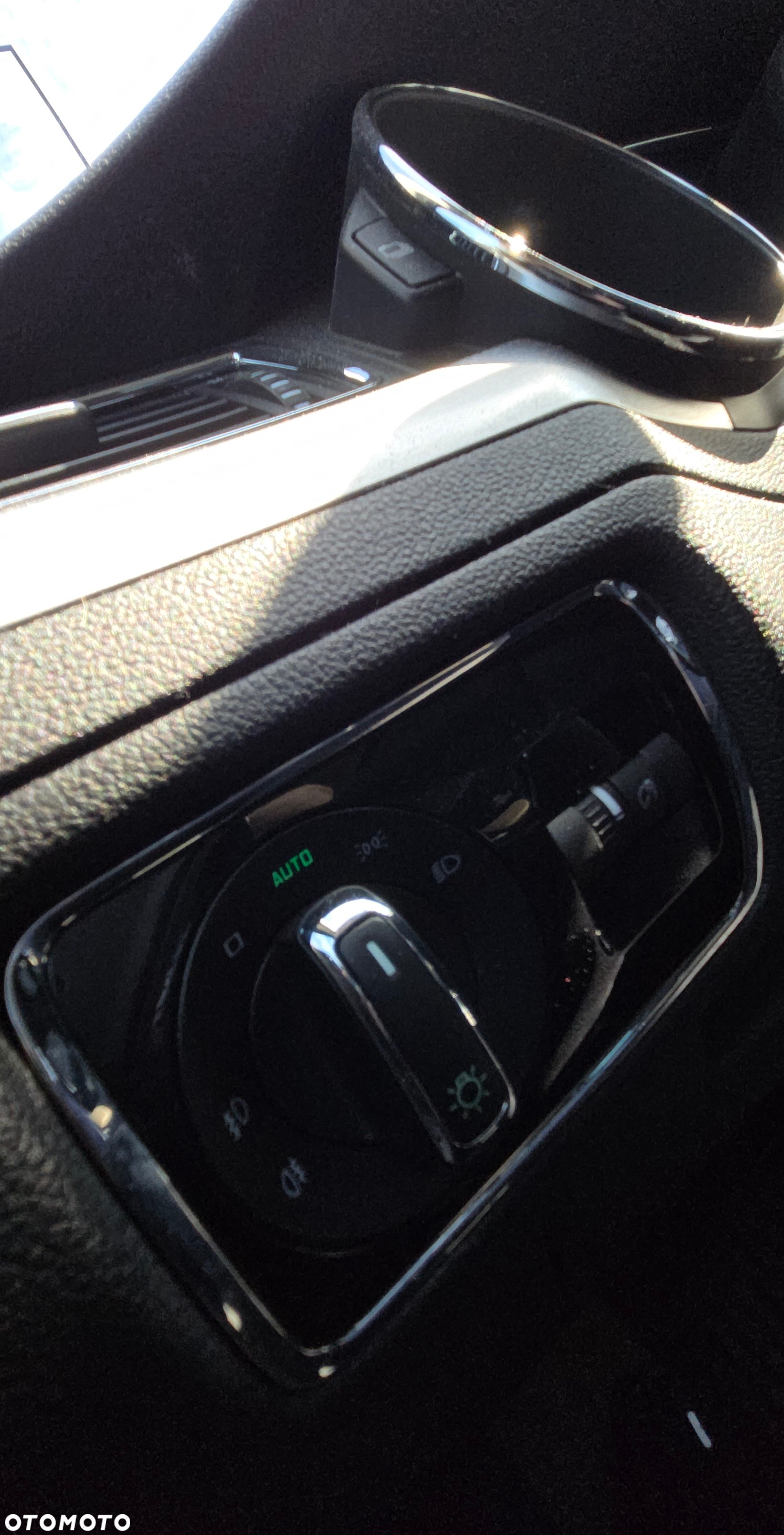 Skoda Superb 2.0 TDI Elegance DSG - 24